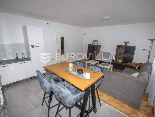 Haus zum Kauf 145.000 € 2 Zimmer 240 m² Dakovo Djakovo