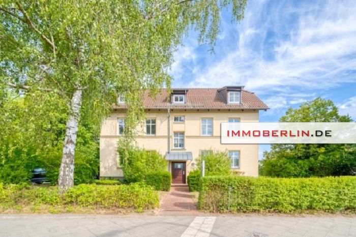 Mehrfamilienhaus zum Kauf als Kapitalanlage geeignet 1.250.000 € 4 Zimmer 385 m²<br/>Wohnfläche 2.129 m²<br/>Grundstück Neuruppin Neuruppin 16816