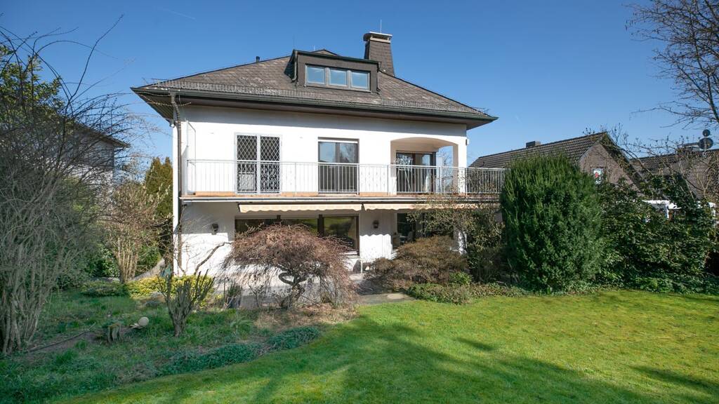 Einfamilienhaus zum Kauf 989.000 € 8 Zimmer 289 m² 751 m² Grundstück Steinberg Dietzenbach 63128