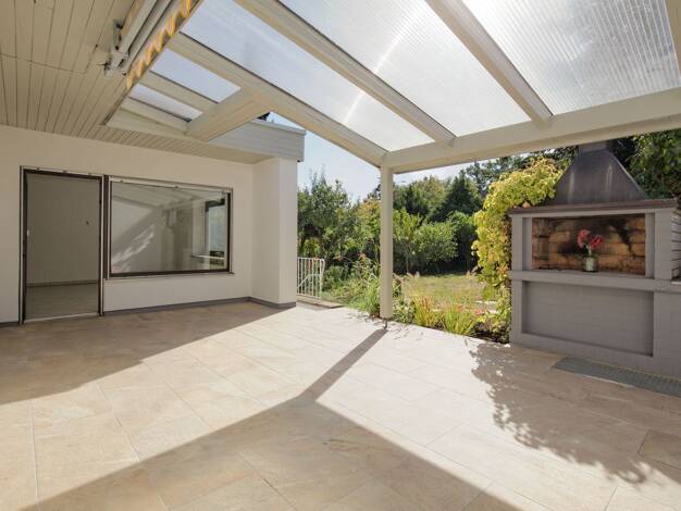 Bungalow zum Kauf 719.000 € 8 Zimmer 220 m² 455 m² Grundstück frei ab sofort Büchenbach Erlangen 91056