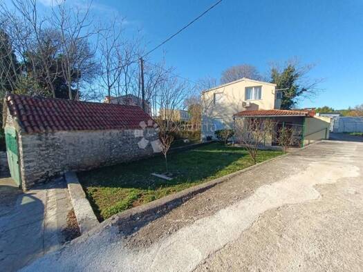 Haus zum Kauf 275.000 € 4 Zimmer 120 m² Grohote, Solta Solta