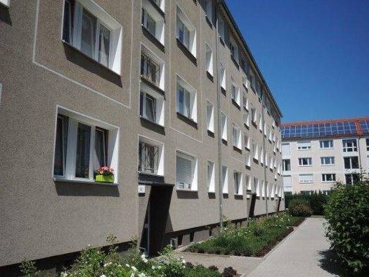 Wohnung zur Miete 318 € 3 Zimmer 57,8 m² 4. Geschoss Umfassungsweg 5 Neue Neustadt Magdeburg 39124