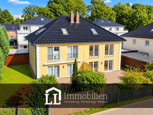 Doppelhaushälfte zum Kauf provisionsfrei 416.000 € 6 Zimmer 160,1 m² 387 m² Grundstück frei ab sofort Bad Bramstedt 24576