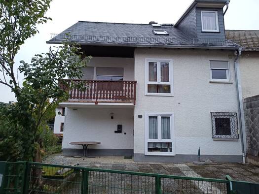 Doppelhaushälfte zur Miete 800 € 4 Zimmer 100 m² frei ab sofort Greifenstein 35753