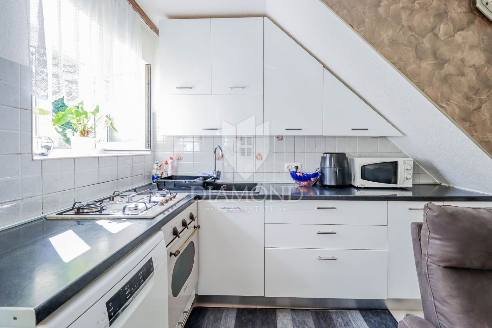 Wohnung zum Kauf 260.000 € 4 Zimmer 104 m²<br/>Wohnfläche 1.<br/>Geschoss Umag center 52470