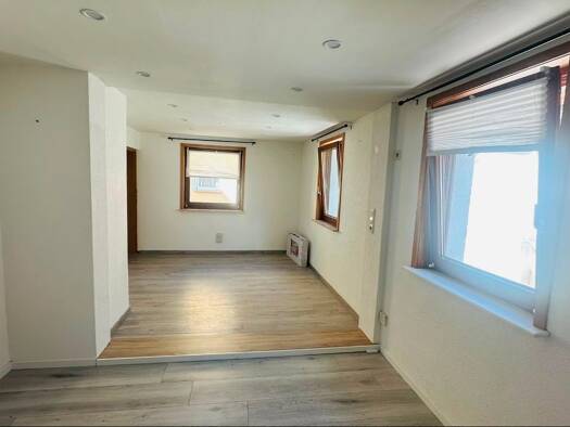 Maisonette zur Miete 680 € 1,5 Zimmer 10 m² Schwenningen Villingen-Schwenningen 78056