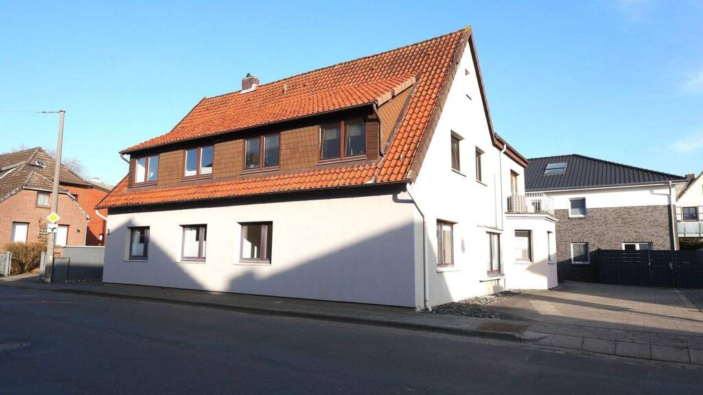Wohnung zur Miete 420 € 2,5 Zimmer 57 m² 1. Geschoss frei ab sofort Nienburg Nienburg (Weser) 31582