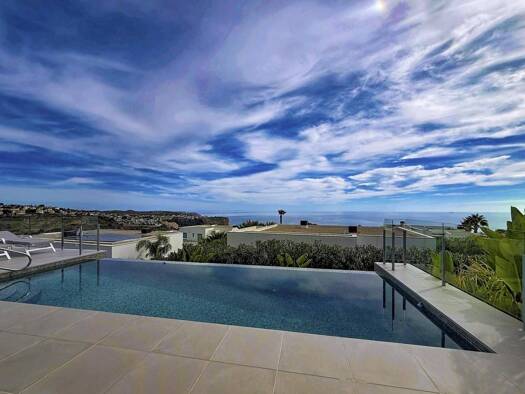 Chalet zum Kauf 1.695.000 € 4 Zimmer 393 m² 812 m² Grundstück Calle Lirios 114 el Poble Nou de Benitatxell / Benitachell 03726
