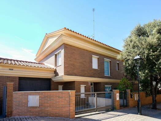 Einfamilienhaus zum Kauf provisionsfrei 745.000 € 6 Zimmer 300 m² 320 m² Grundstück Sant Vicenç de Montalt 08394
