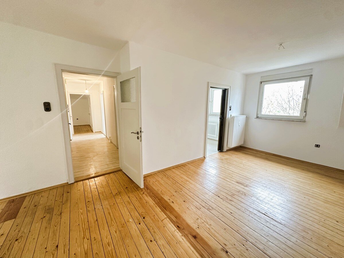 Wohnung zur Miete 850 € 4 Zimmer 93 m²<br/>Wohnfläche ab sofort<br/>Verfügbarkeit Neckarsteinach Neckarsteinach 69239