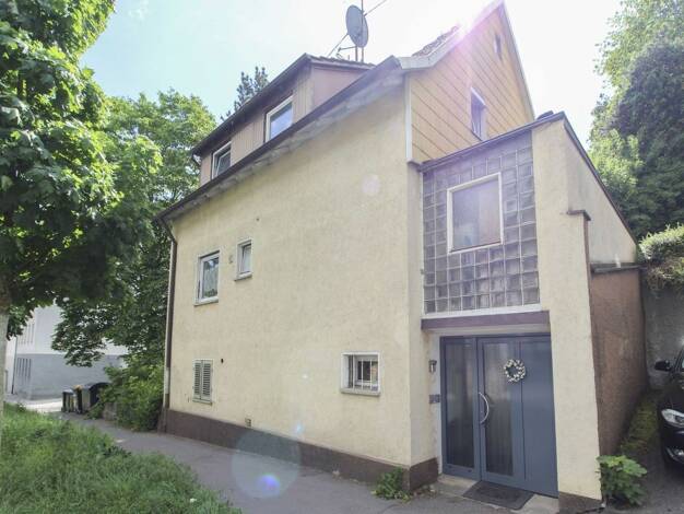 Einfamilienhaus zum Kauf 580.000 € 5 Zimmer 125,1 m² 1.343,1 m² Grundstück Stadtmitte Esslingen am Neckar 73728