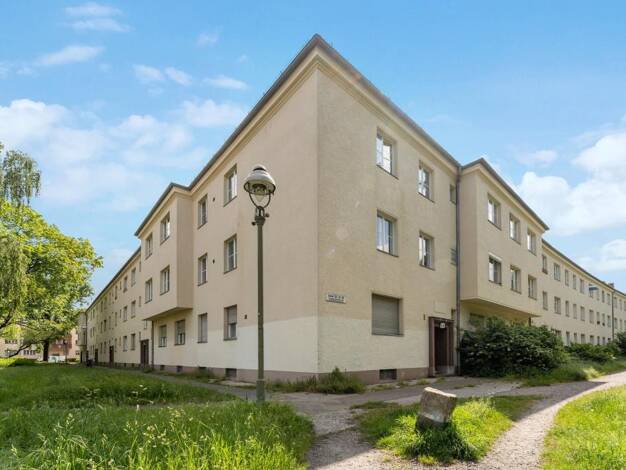 Wohnanlage zum Kauf provisionsfrei als Kapitalanlage geeignet 1.090.000 € 10 Zimmer 313 m² Genferstraße 38 Reinickendorf Berlin 13407