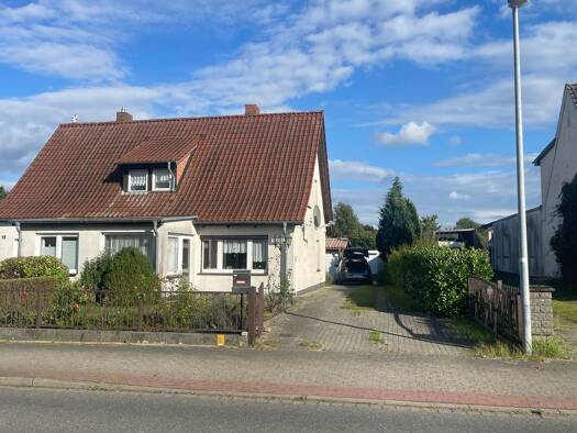 Doppelhaushälfte zum Kauf provisionsfrei 225.000 € 3 Zimmer 60 m² 956 m² Grundstück Pampow 19075