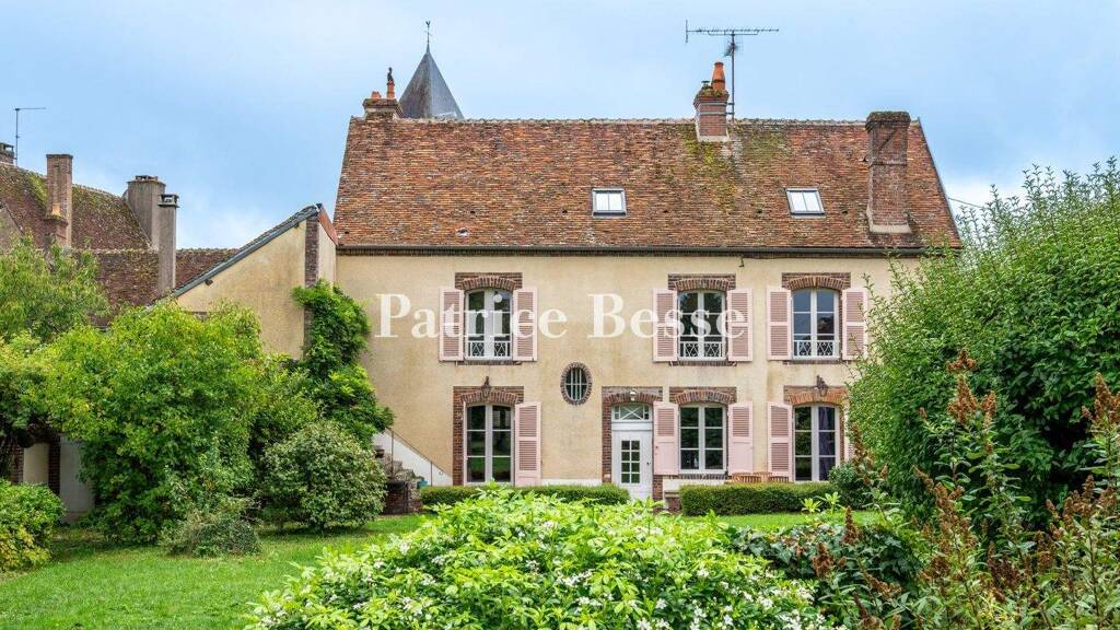 Villa zum Kauf 430.000 € 9 Zimmer 250 m² 2.111 m² Grundstück Saint-Sauveur-en-Puisaye 89520