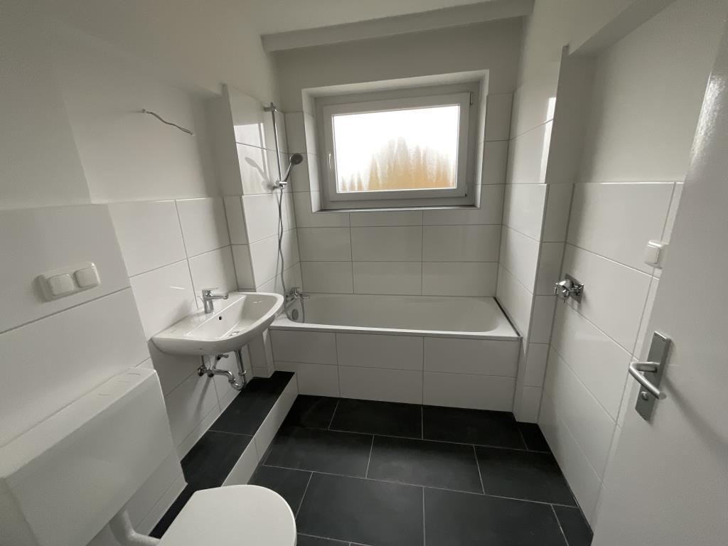 Wohnung zur Miete 393 € 3 Zimmer 69,7 m²<br/>Wohnfläche 4.<br/>Geschoss Pommersche Straße 6 Bant Wilhelmshaven 26382