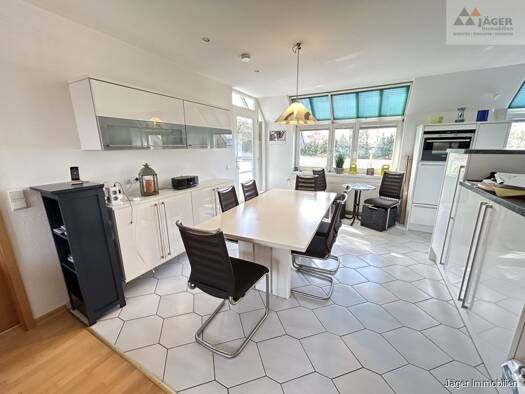 Wohnung zur Miete 1.350 € 6 Zimmer 211 m² frei ab 01.05.2026 Hude Hude (Oldenburg) 27798