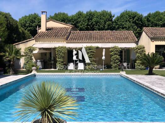 Haus zum Kauf 2.500.000 € 280 m² 21.324 m² Grundstück Les Ecarts Saint-Rémy-de-Provence 13210