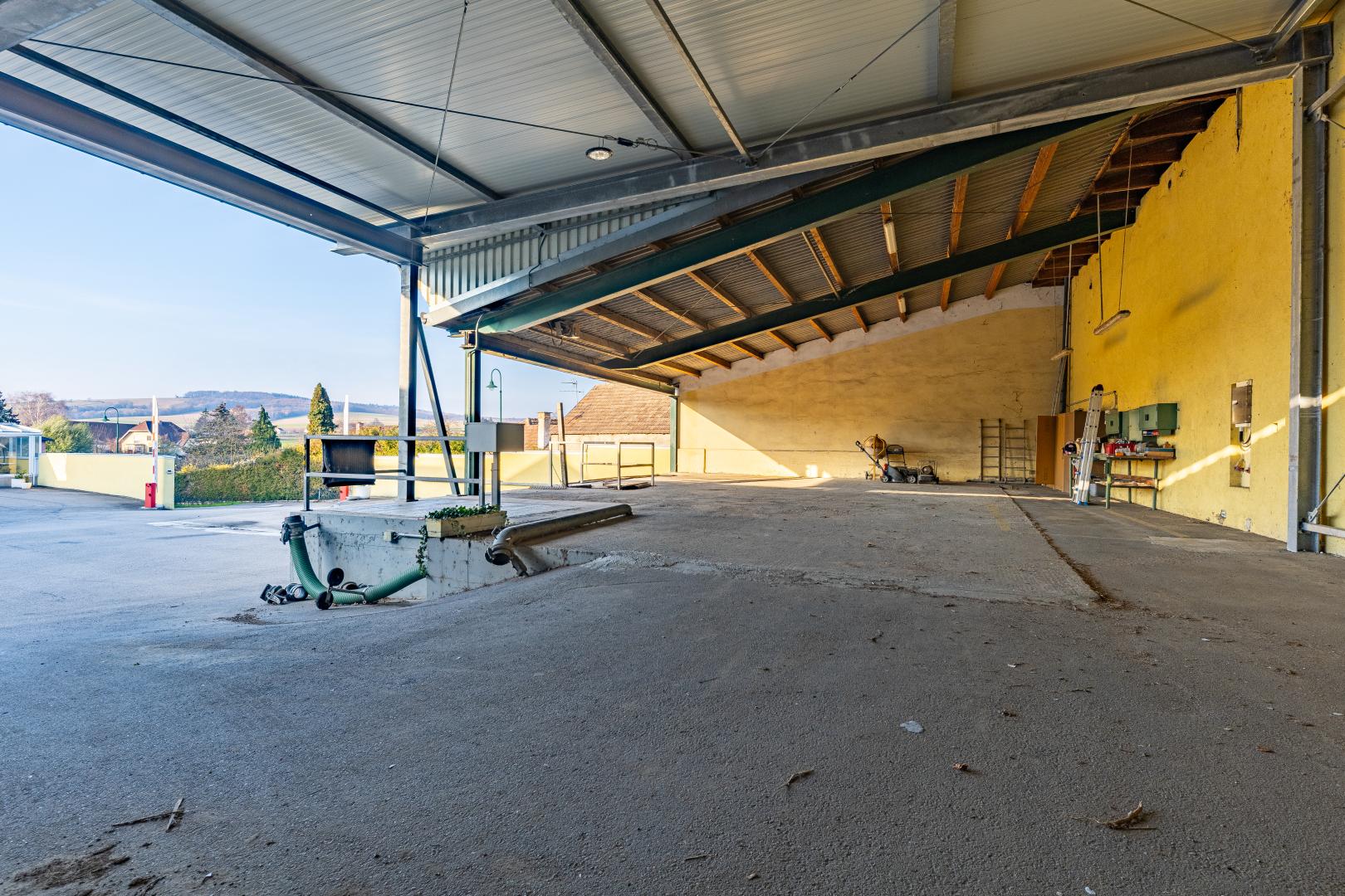 Lagerhalle zur Miete 767 € 184 m²<br/>Lagerfläche Bergau 2013