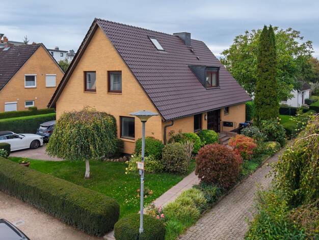 Mehrfamilienhaus zum Kauf 660.000 € 7 Zimmer 214 m² 651 m² Grundstück St. Jürgen Lübeck 23560