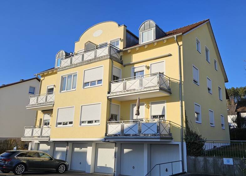 Wohnung zum Kauf 239.100 € 3 Zimmer 76,6 m² 1. Geschoss Schwandorf Schwandorf 92421