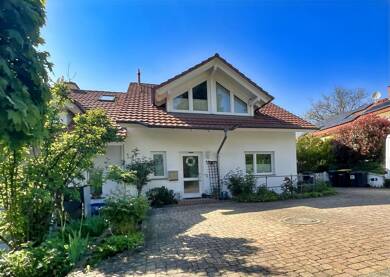 Doppelhaushälfte zum Kauf 765.000 € 5,5 Zimmer 154,3 m² 471 m² Grundstück Britzingen Müllheim 79379