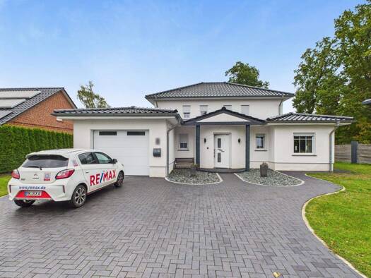 Haus zum Kauf 499.000 € 7 Zimmer 221 m² 1.072 m² Grundstück Schwarmstedt 29690