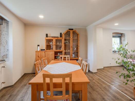 Einfamilienhaus zum Kauf 195.000 € 5 Zimmer 150 m² 999 m² Grundstück Gönnersdorf 54584