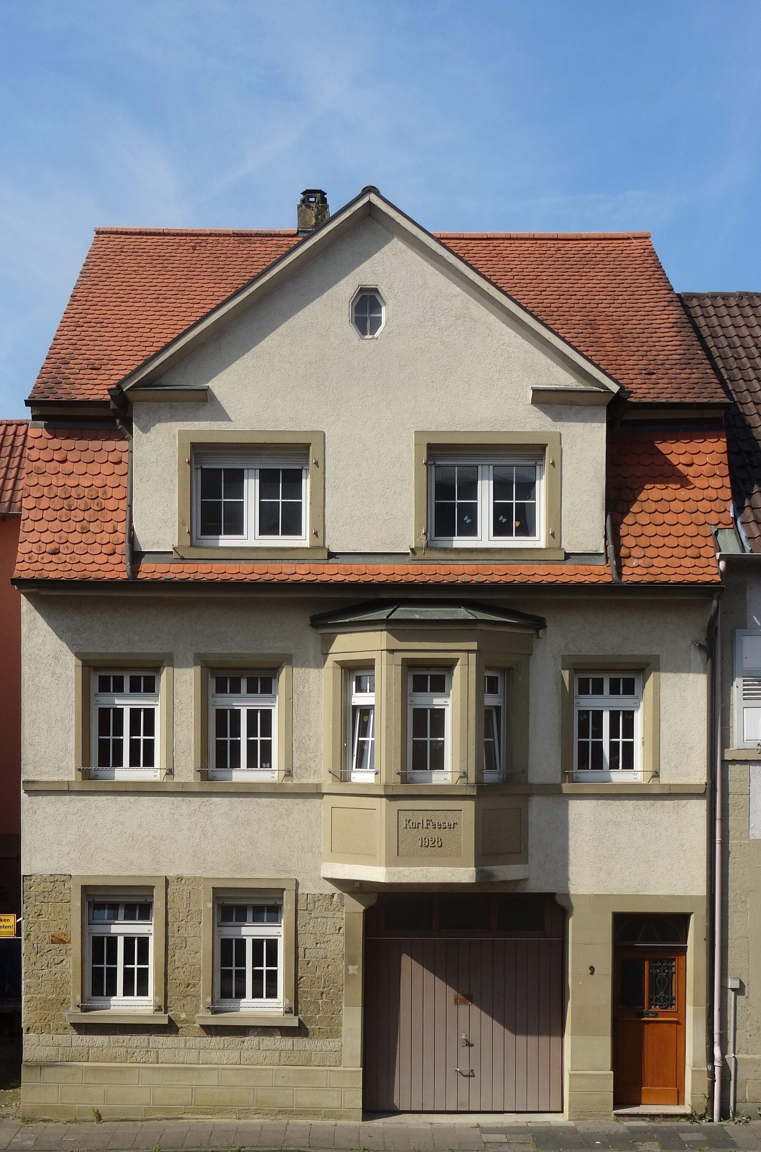 Einfamilienhaus zum Kauf 490.000 € 4 Zimmer 160 m²<br/>Wohnfläche 303 m²<br/>Grundstück ab sofort<br/>Verfügbarkeit Eppingen Eppingen 75031