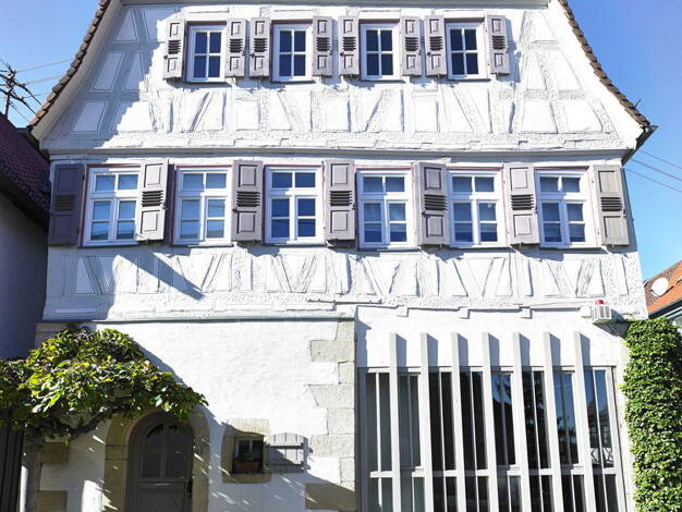 Einfamilienhaus zum Kauf provisionsfrei 1.420.000 € 9 Zimmer 200 m² 434 m² Grundstück Stuttgart 70619