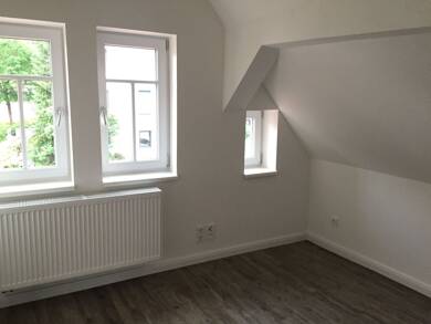 Wohnung zur Miete 870 € 3,5 Zimmer 95 m² Geschoss 2/2 frei ab 01.09.2025 Erbach Erbach 64711