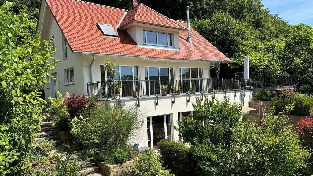 Einfamilienhaus zum Kauf 1.690.000 € 6 Zimmer 254 m² 1.229 m² Grundstück Öhningen 78337