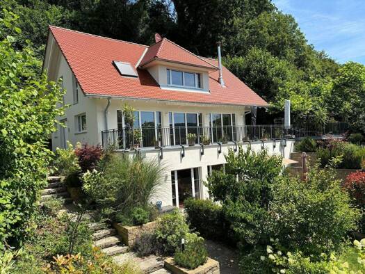Einfamilienhaus zum Kauf 1.690.000 € 6 Zimmer 254 m² 1.229 m² Grundstück Öhningen Öhningen 78337
