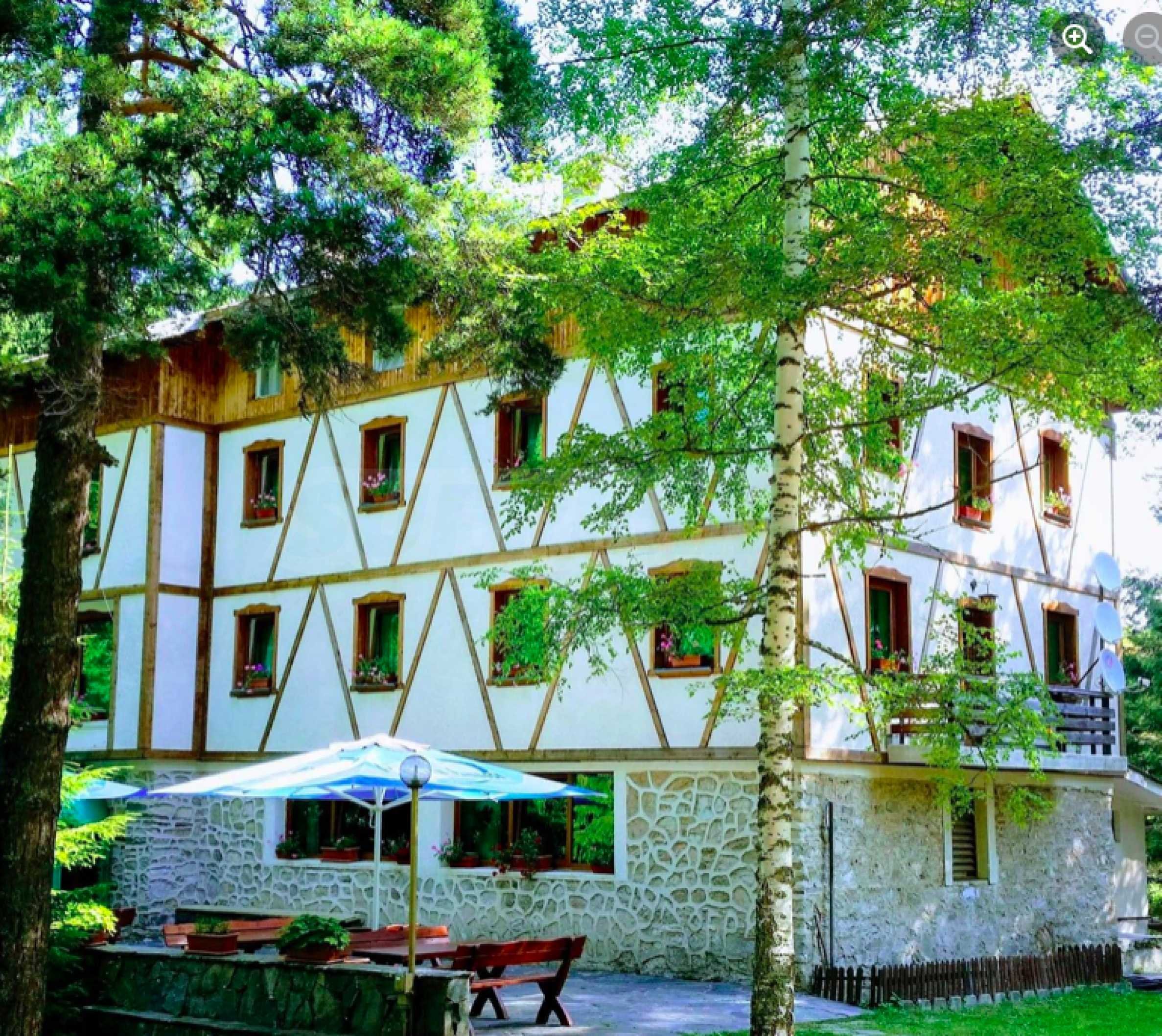 Reihenmittelhaus zum Kauf 1.300.000 € 22 Zimmer 600 m²<br/>Wohnfläche Panichishte