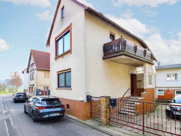Mehrfamilienhaus zum Kauf als Kapitalanlage geeignet 195.000 € 6 Zimmer 151 m² 221 m² Grundstück Bettenhausen Lich 35423