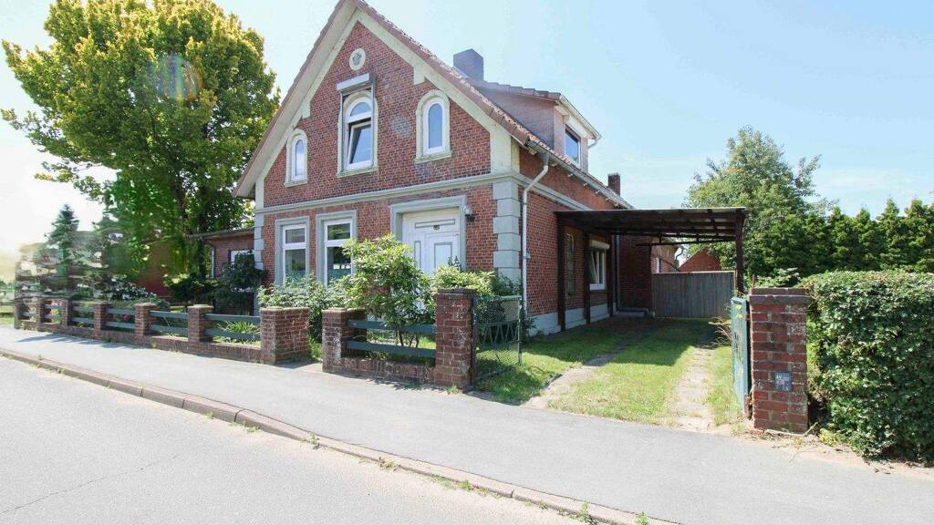 Einfamilienhaus zum Kauf 225.000 € 5 Zimmer 133,2 m² 1.172,2 m² Grundstück Sankt Michaelisdonn 25693