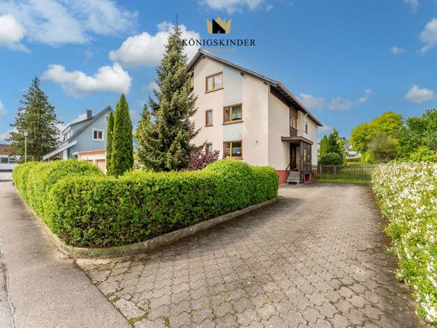 Mehrfamilienhaus zum Kauf als Kapitalanlage geeignet 479.000 € 10 Zimmer 270 m² 1.182 m² Grundstück Aichhalden Aichhalden 78733