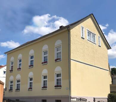 Mehrfamilienhaus zum Kauf provisionsfrei 260.000 € 24 Zimmer 340 m² 405 m² Grundstück frei ab sofort Ziegenhainer Straße 3 Homberg Homberg 34576