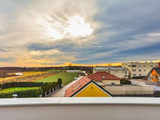 Reihenmittelhaus zur Miete 1.864 € 5 Zimmer 158,2 m² Leobersdorf 2544