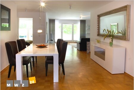 Wohnung zur Miete Wohnen auf Zeit 2.400 € 3 Zimmer 107 m²<br/>Wohnfläche 01.03.2025<br/>Verfügbarkeit Stockum Düsseldorf 40474