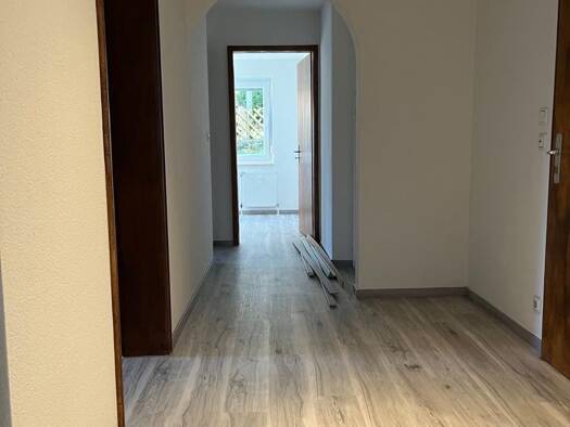 Terrassenwohnung zur Miete 680 € 2,5 Zimmer 71 m² Geschoss EG/3 frei ab 01.04.2026 Hennenbach Ansbach 91522