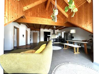 Wohnung zum Kauf 519.900 € 5 Zimmer 126,6 m² Dachgeschoss, 3 Geschosse Niedertraubling Obertraubling 93083