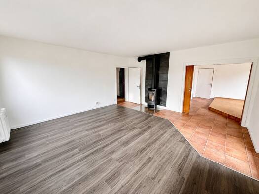 Wohnung zur Miete 650 € 3 Zimmer 85,2 m² frei ab sofort Wrestedter Weg 3 Stadensen Wrestedt 29559