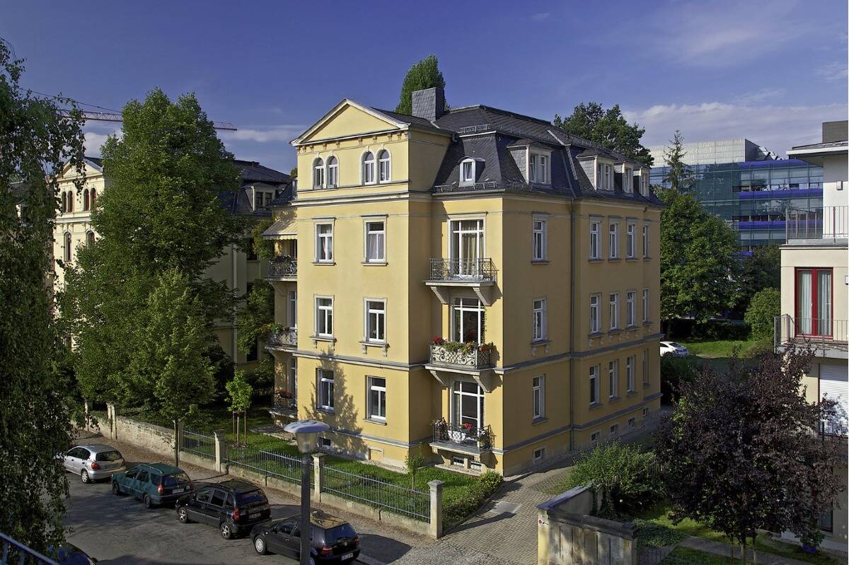 Property thumbnail 2