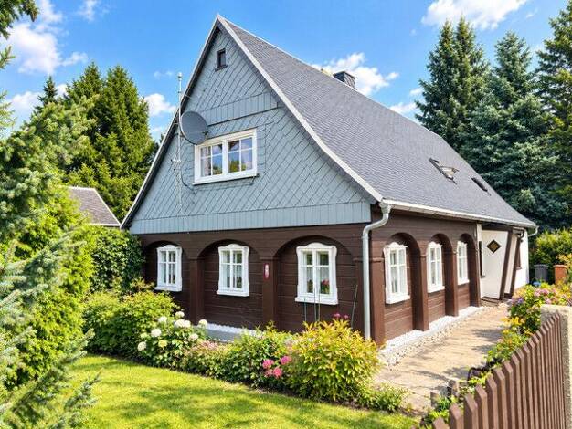 Einfamilienhaus zum Kauf 129.000 € 6 Zimmer 162 m² 2.143 m² Grundstück Zittauer Straße 51 Neugersdorf Ebersbach-Neugersdorf 02727