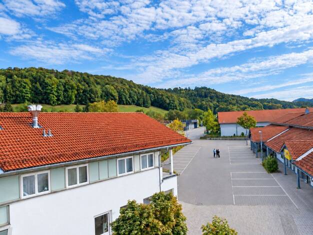 Maisonette zum Kauf provisionsfrei 299.000 € 2 Zimmer 63 m² 1. Geschoss frei ab 01.01.2027 Hausham Hausham 83734