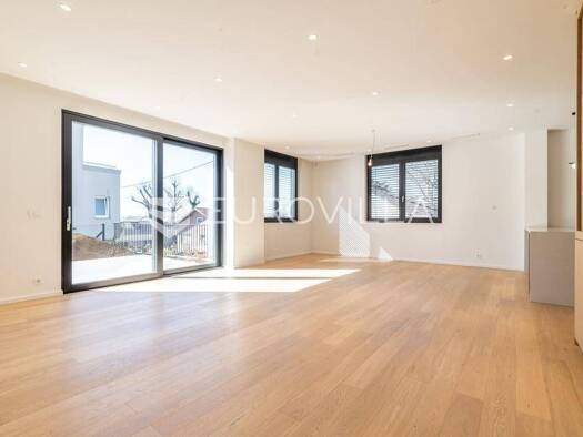 Haus zur Miete 9.900 € 9 Zimmer 561 m² Zatisje Dol