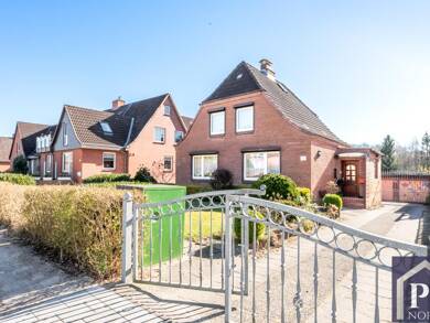 Einfamilienhaus zum Kauf 429.000 € 6 Zimmer 121 m² 2.025 m² Grundstück frei ab sofort Kiel 24146