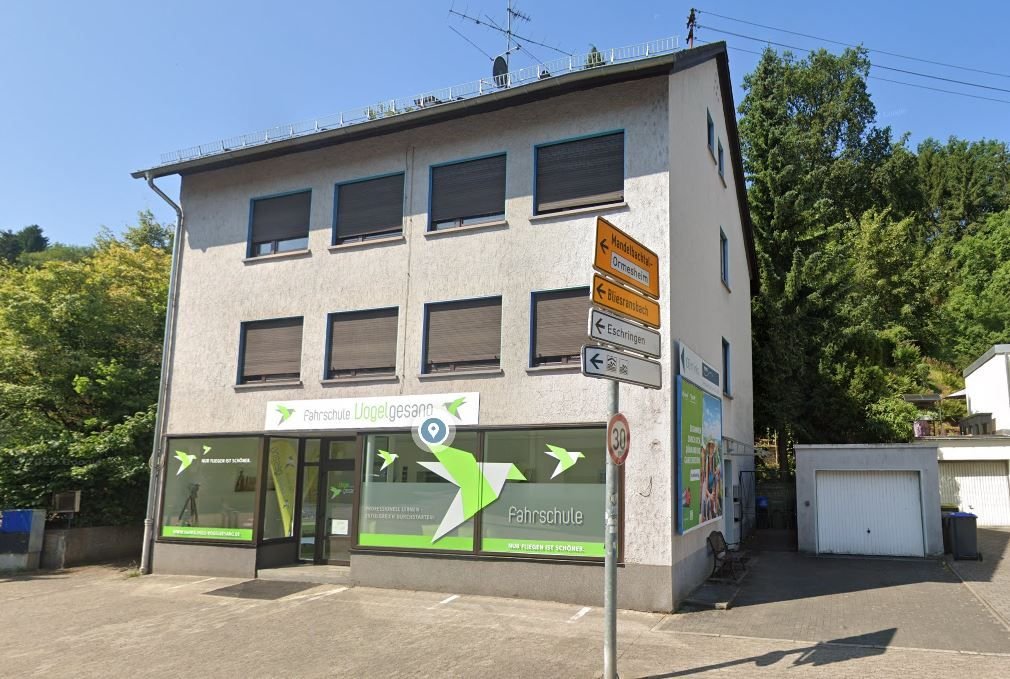 Wohnung zur Miete 465 € 2 Zimmer 66 m²<br/>Wohnfläche 3.<br/>Geschoss 01.04.2025<br/>Verfügbarkeit Provinzialstr. 64 Fechingen Saarbrücken 66130