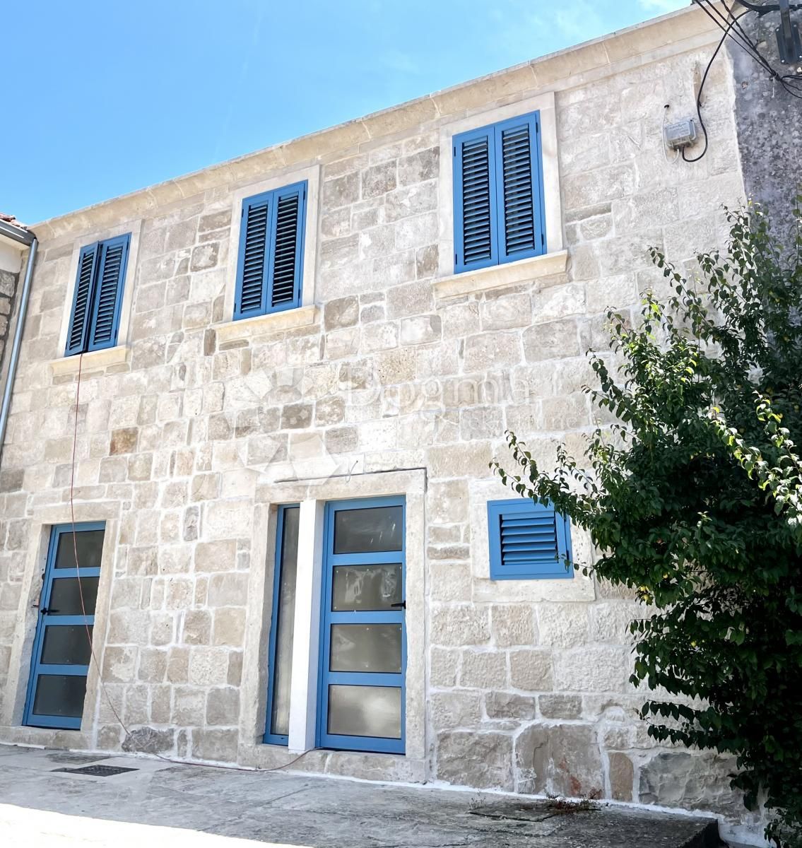 Haus zum Kauf 382.025 € 11 Zimmer 180 m²<br/>Wohnfläche 61 m²<br/>Grundstück Korcula center 20260