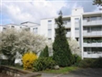 Wohnung zur Miete 703 € 3 Zimmer 80,2 m² 4. Geschoss frei ab 30.05.2025 Europaring 51 Medinghoven Bonn 53123